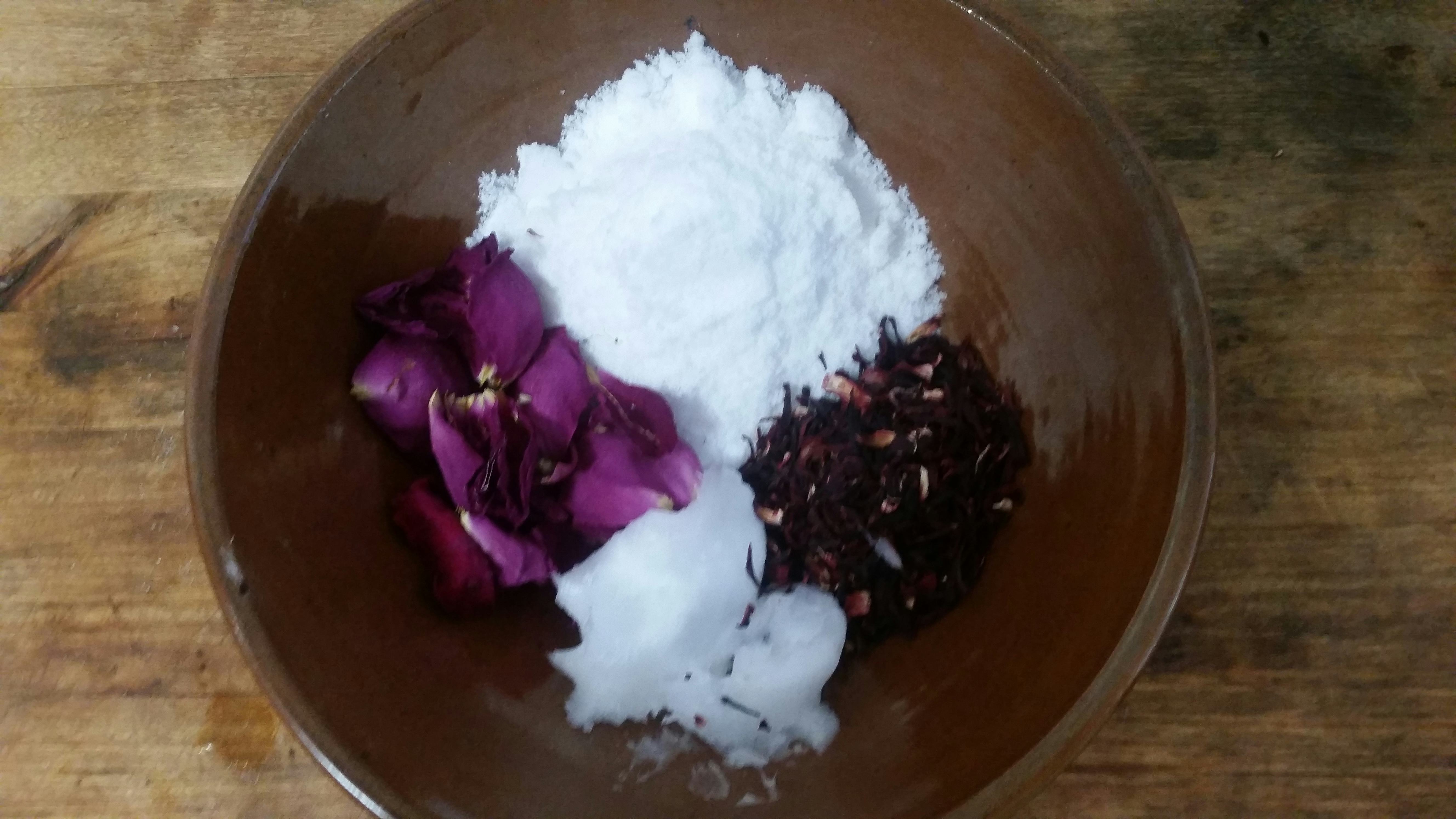 Using Hibiscus Flower For Skin & Hair Is Possibly The Prettiest Beauty