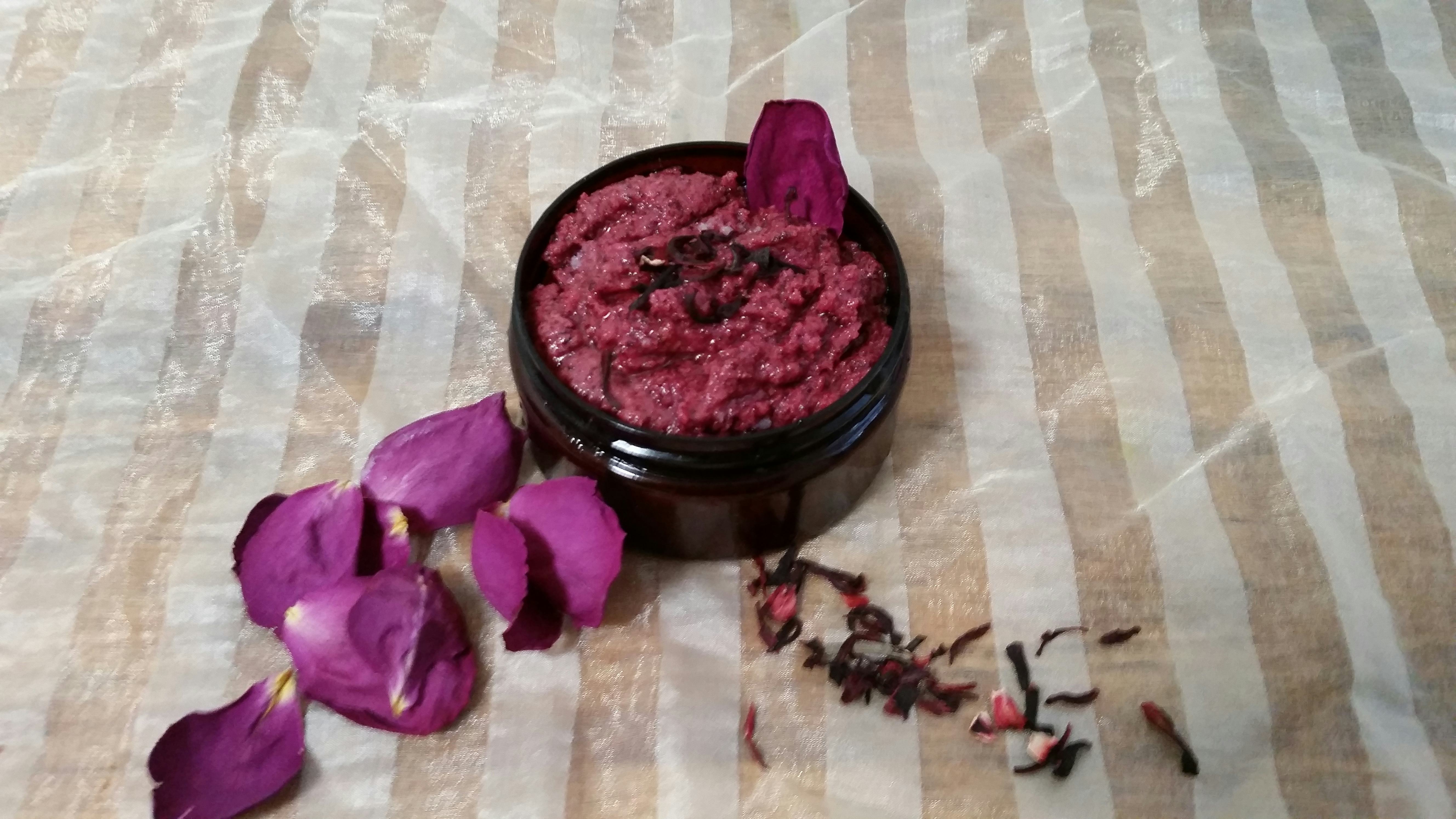 Using Hibiscus Flower For Skin & Hair Is Possibly The Prettiest Beauty