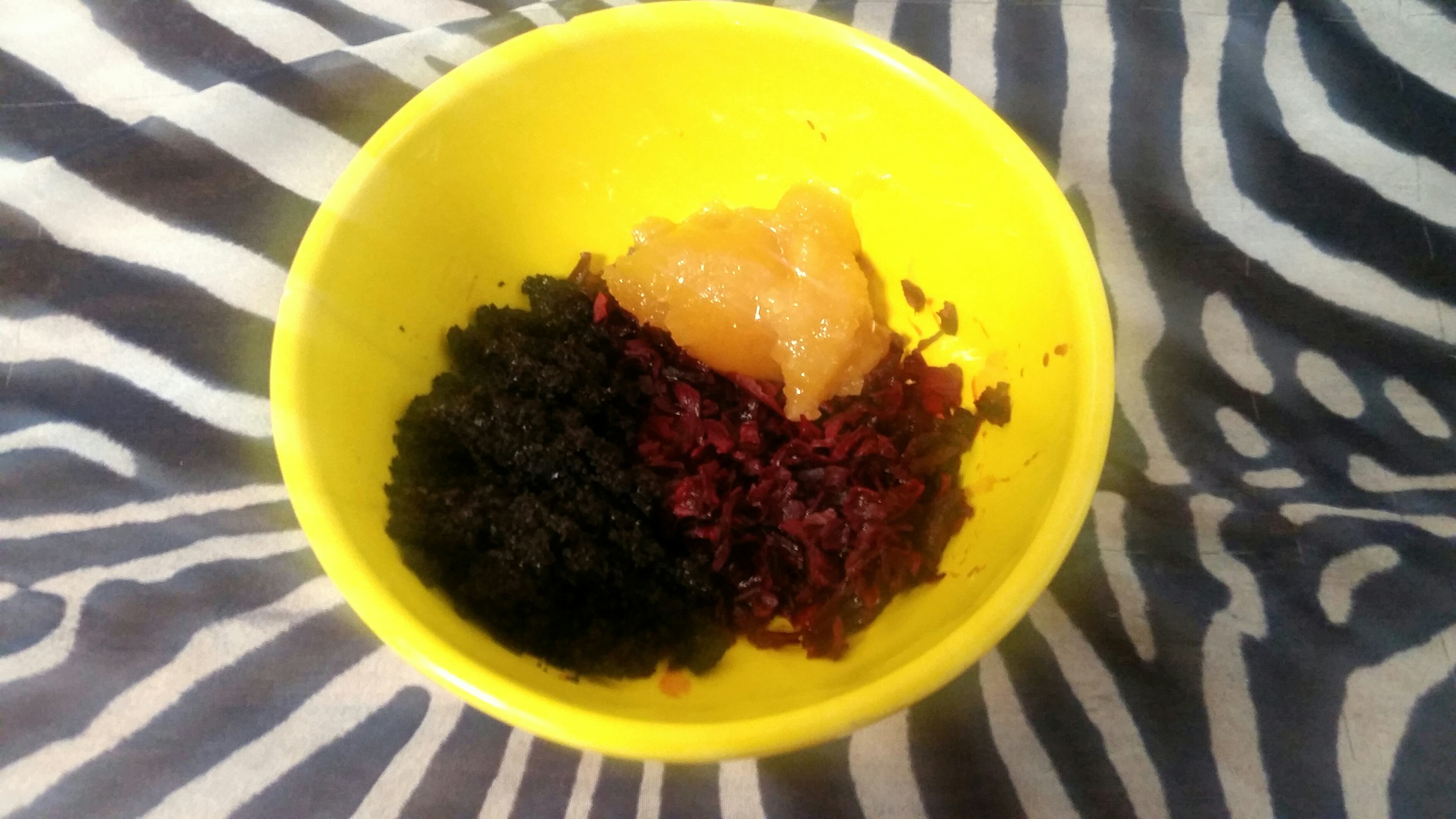 Using Hibiscus Flower For Skin & Hair Is Possibly The Prettiest Beauty