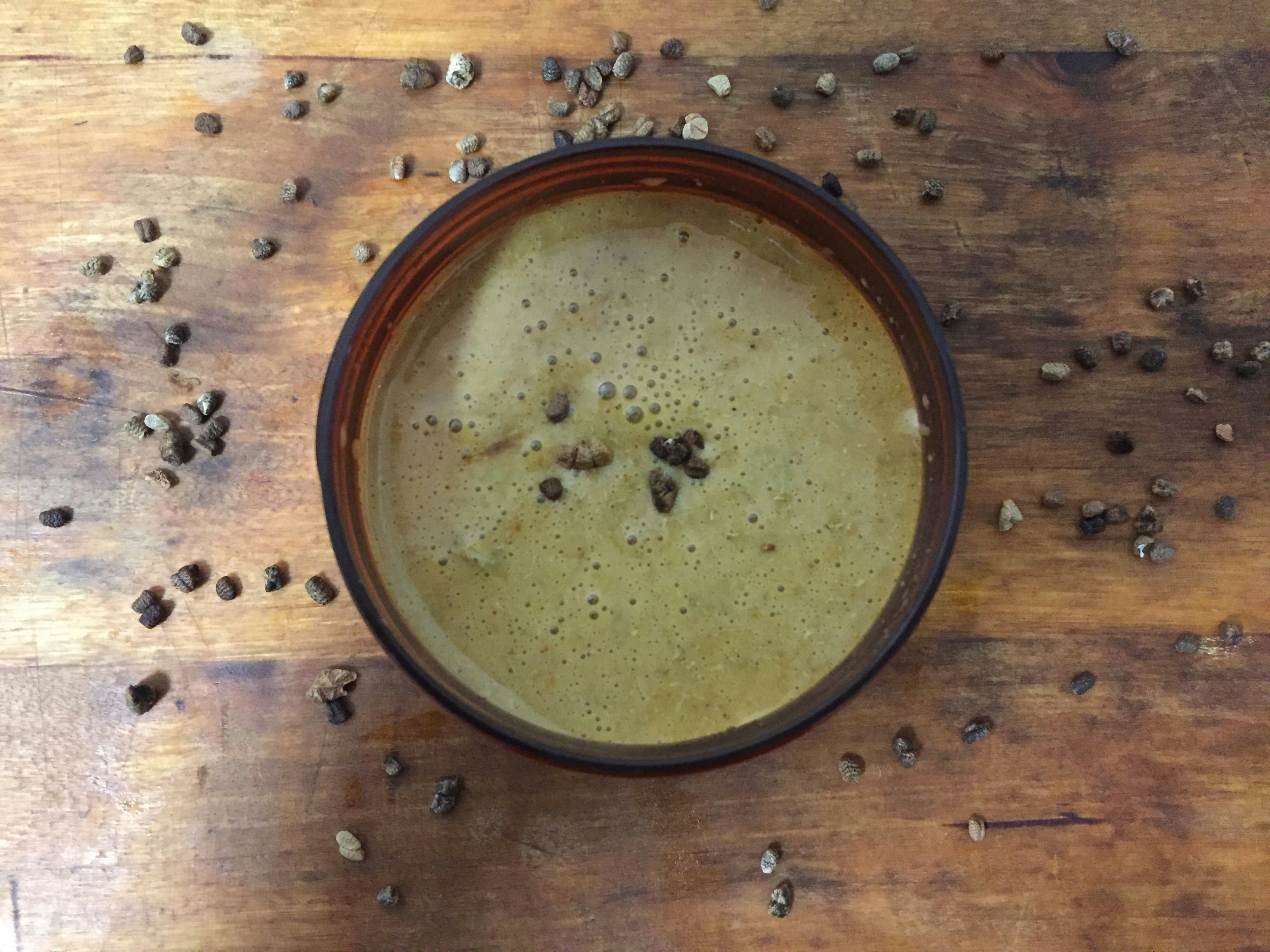 7 Natural Remedies For Blackheads That Are Safer & More Effective Than Putting Glue On Your Face