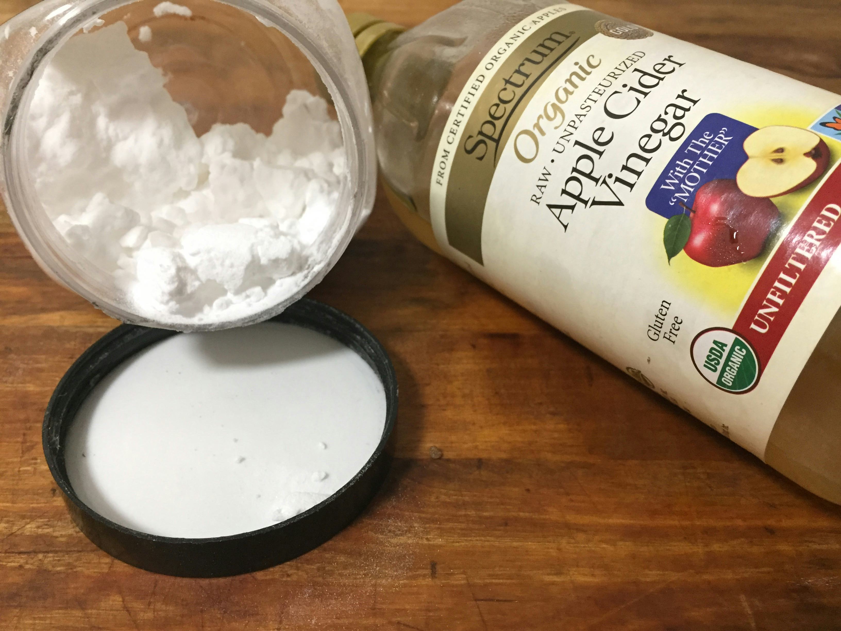 7 Natural Remedies For Blackheads That Are Safer & More Effective Than Putting Glue On Your Face