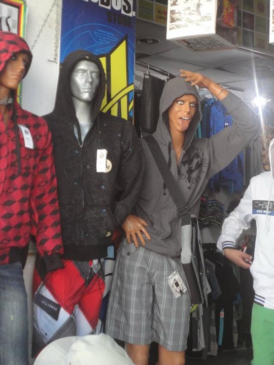 21 Creepy Mannequins That Will Haunt Your Dreams Until The End Of