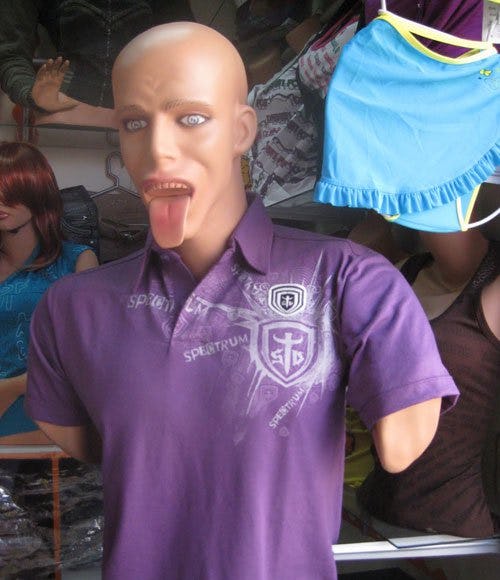 21 Creepy Mannequins That Will Haunt Your Dreams Until The End Of