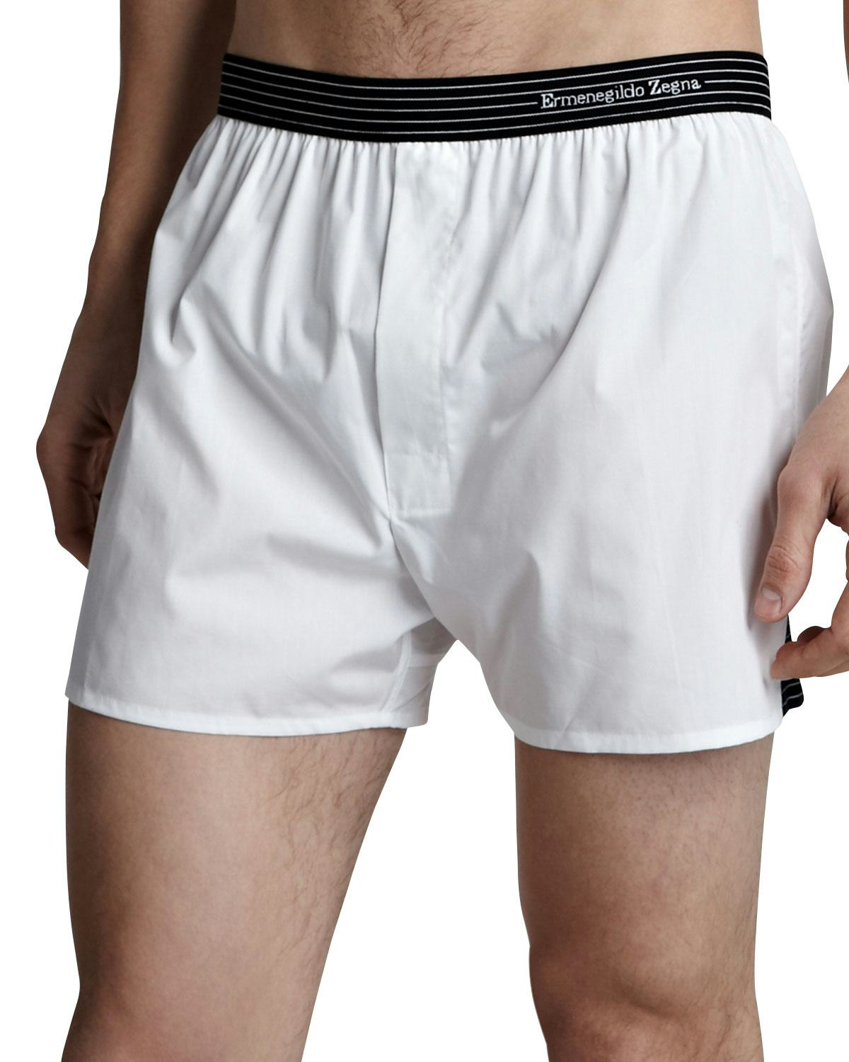 Rihanna Wore Mens Boxers As An Outfit On The Streets Of NYC (Obviously