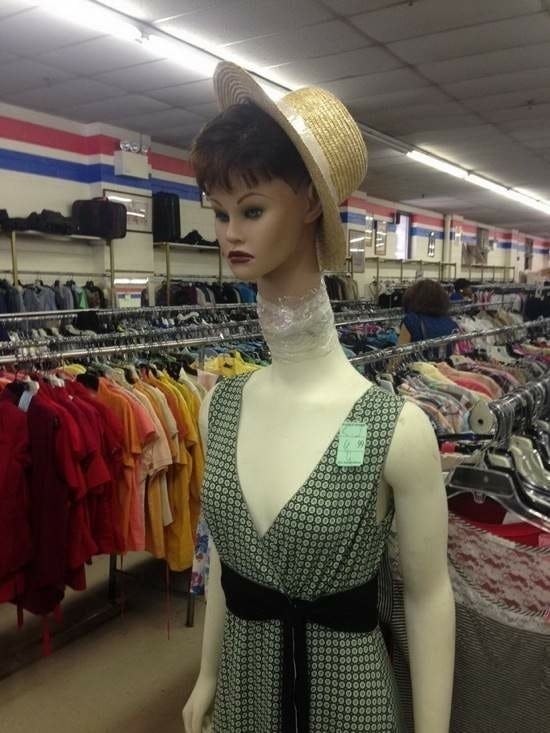 21 Creepy Mannequins That Will Haunt Your Dreams Until The End Of