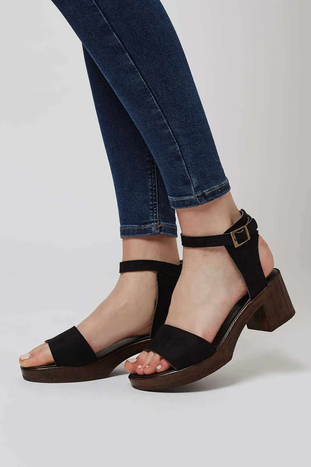 steve madden stretch sandals