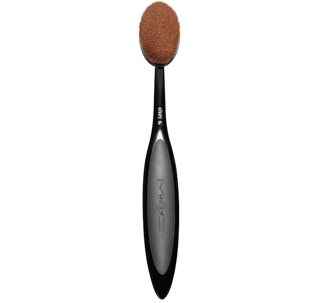 11 Weird (But Cool) Makeup Brushes You Need In Your Life — PHOTOS