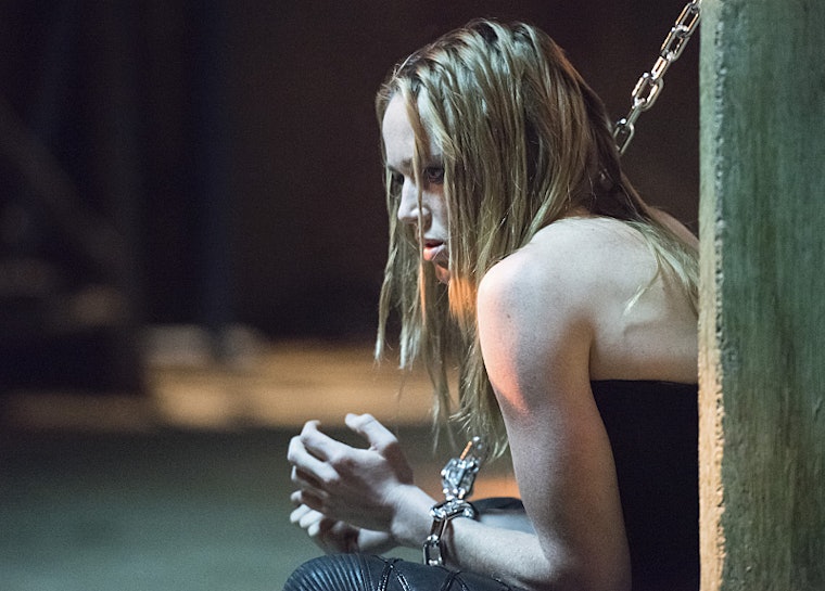Sara Lance Is Resurrected By The Lazarus Pit On Arrow But It May