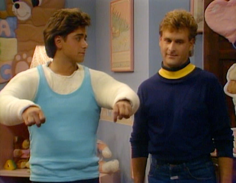17 Uncle Jesse Outfits From 'Full House' That Prove John