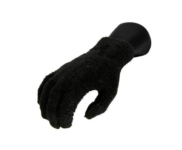 6 Aloe Infused Gloves & Socks To Keep Lazy Girls Hydrated All Winter