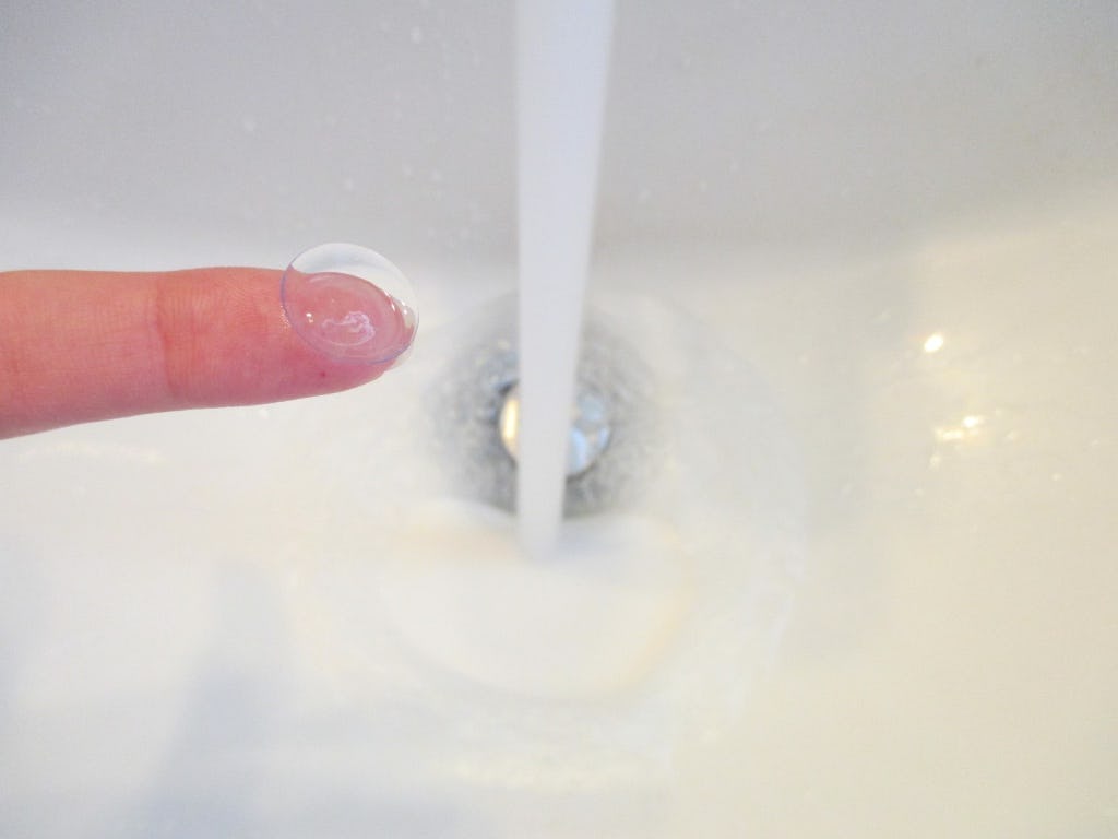 10 Common Contact Lens Mistakes That Could Be Hurting Your Eyes