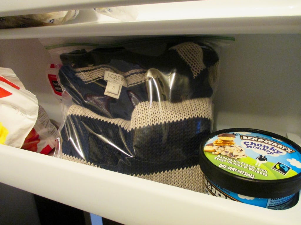 8 Tips For Keeping Your Clothes Clean While On Vacation