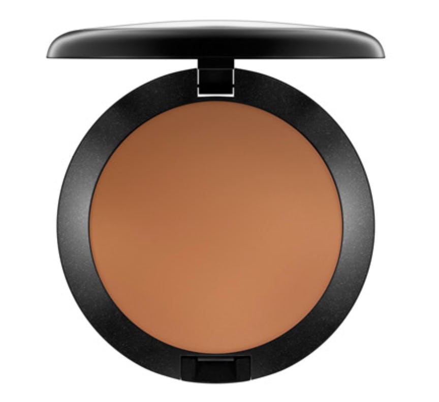 The Best Type Of Applicator For Every Foundation Type — PHOTOS