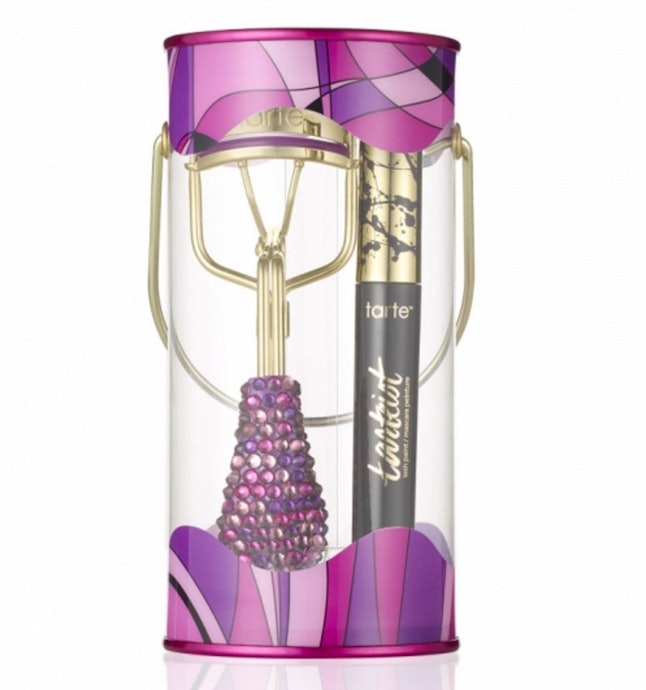 13 Makeup-Inspired Ornaments For A Truly Beautiful Christmas Tree