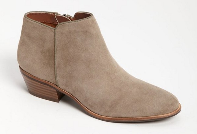 best chelsea boots for bunions