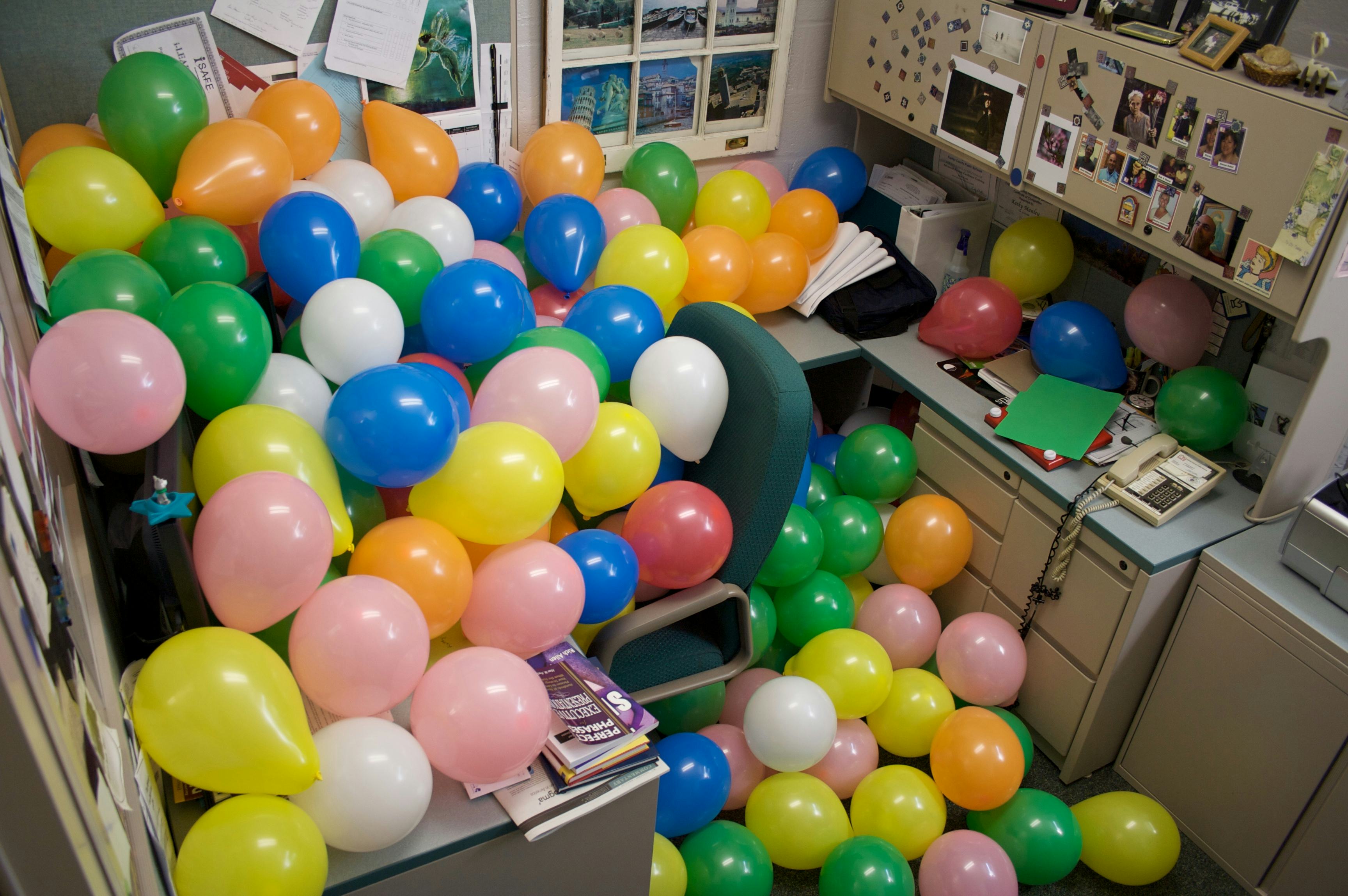 10 April Fools Day Pranks For The Office That Probably Won T Cost   5d433240 Aaa4 0132 9a10 0e01949ad350 