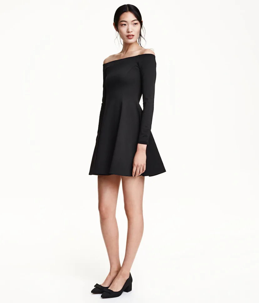 12 Winter Graduation Dresses That'll Make You Want To Ditch Your Gown PHOTOS 12 Winter Graduation Dresses That'll Make You Want To Ditch Your Gown PHOTOS