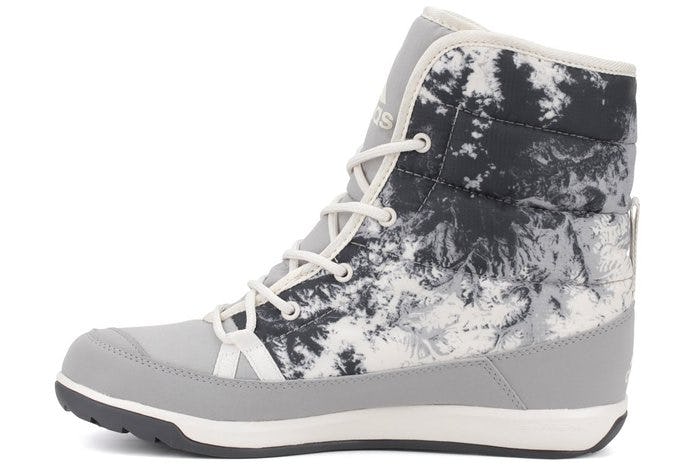 9 Best Snow Boots For College When Campus Is A Snowy Mess — PHOTOS