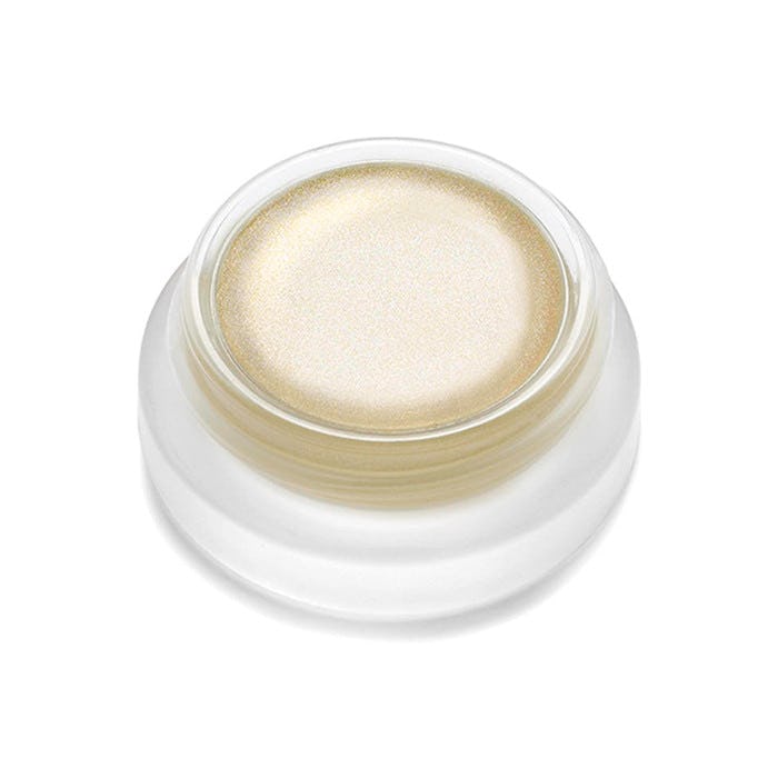 What Highlighters Does Khloe Kardashian Use? Here's How To Get On Her