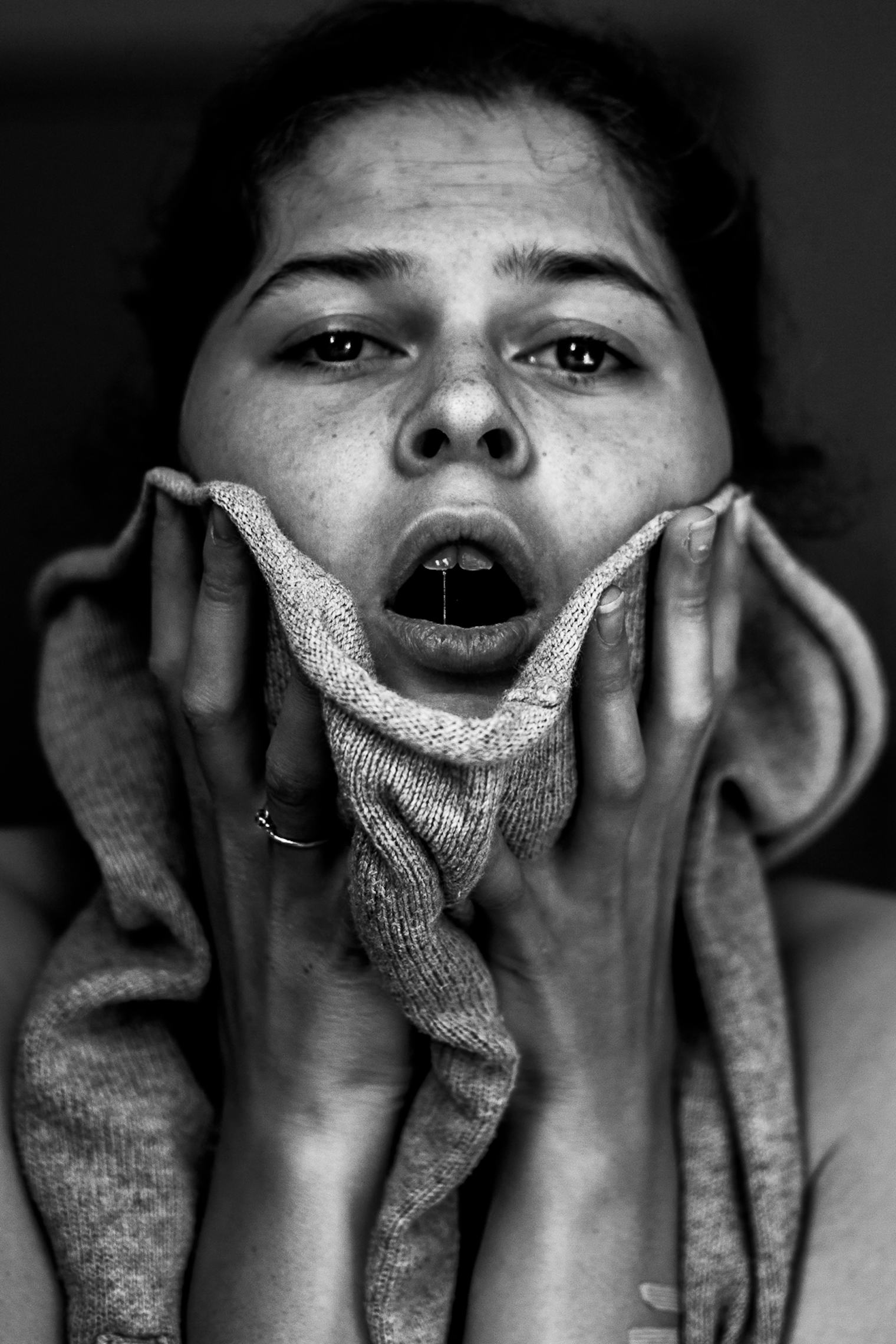 Photographer Laura Hospes' UCP-UMCG Project Provides A Powerful Look At