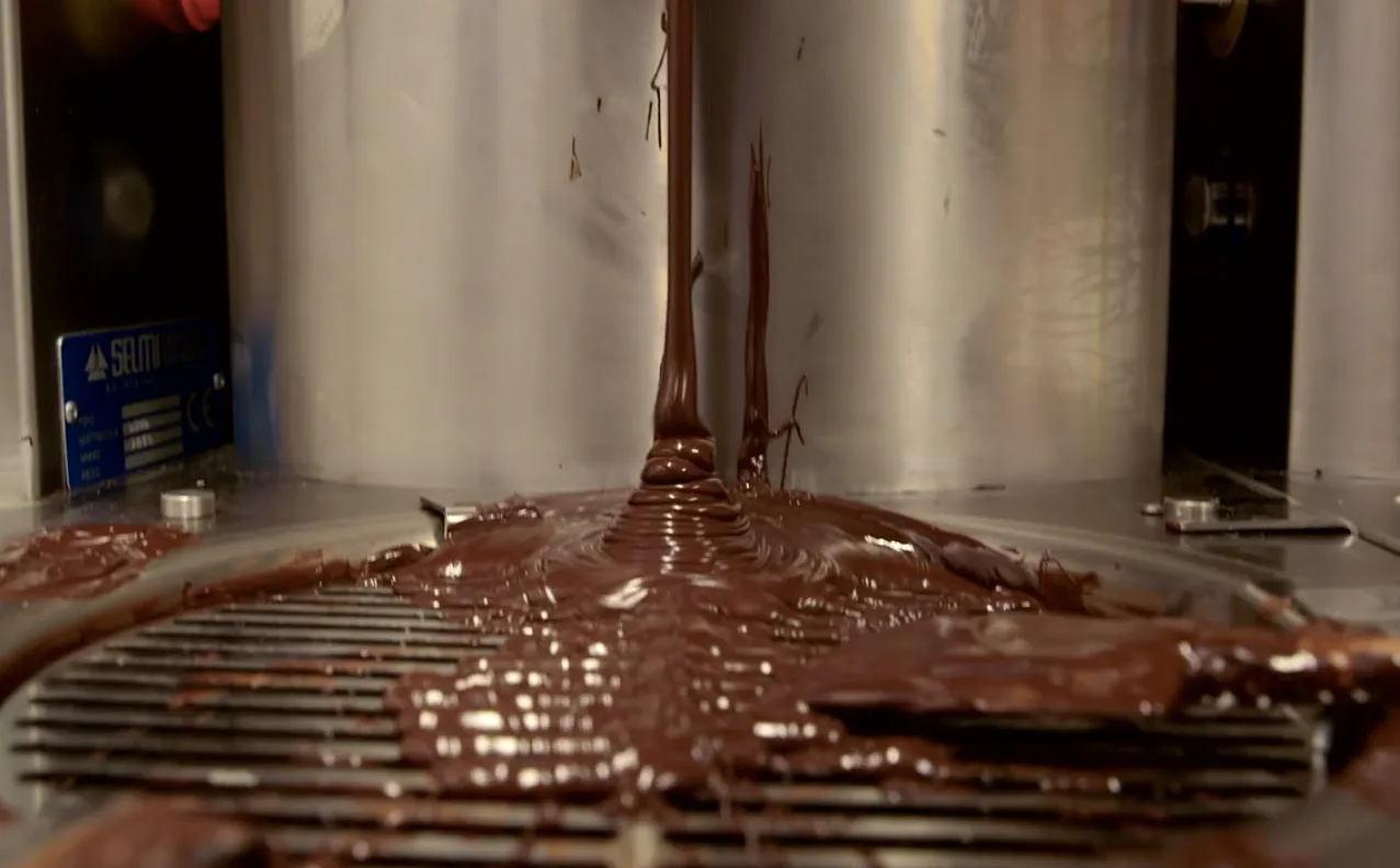 KIT KAT Studio Lets You Make Your Own Kit Kats, If You Are Ready To ...