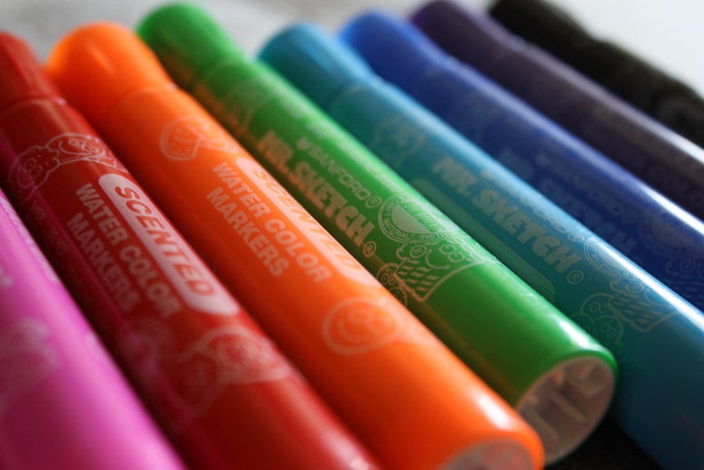 29 Smells From Your Childhood You You Loved Smelling, Because