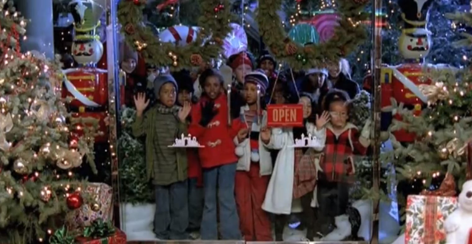 Chirstmas 2018: 12 days of christmas lyrics 32 Destiny’s Child “8 Days of Christmas” Music Video Moments That Are Wonderful Gifts — VIDEO