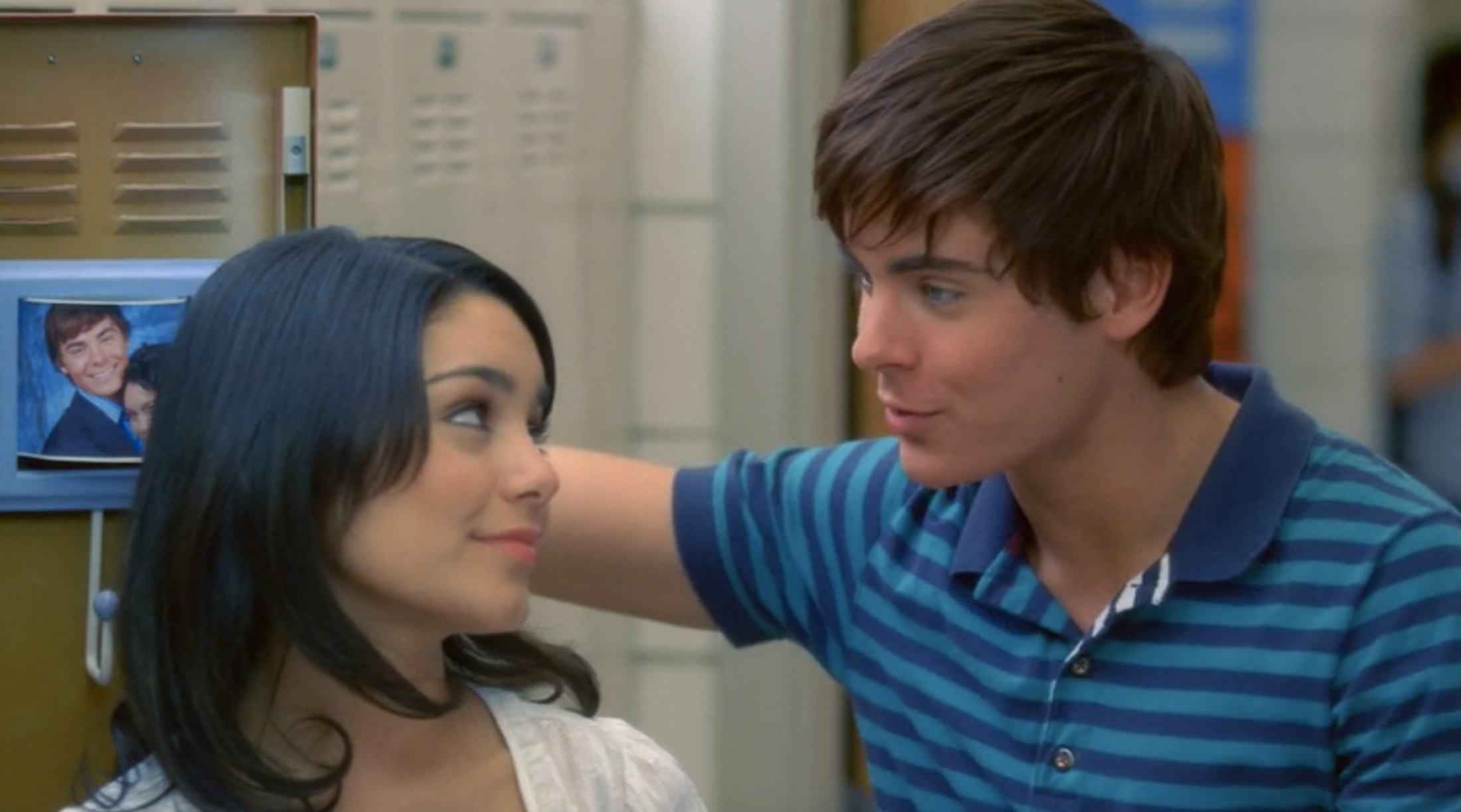 14 Things You Never Noticed In 'High School Musical 2' The First Time ...