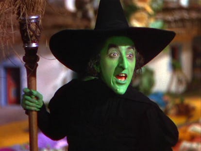 7 Classic Literary Witches to Scare You for Halloween