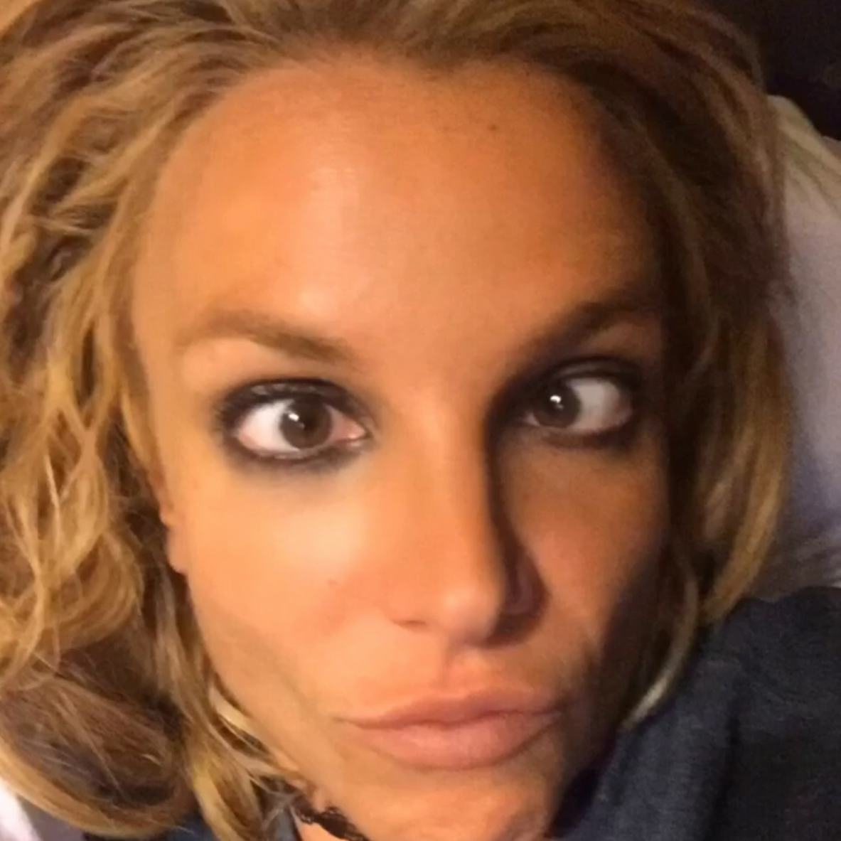 Britney Spears Gives "Don't Worry, Be Happy" A Whole New Meaning With ...