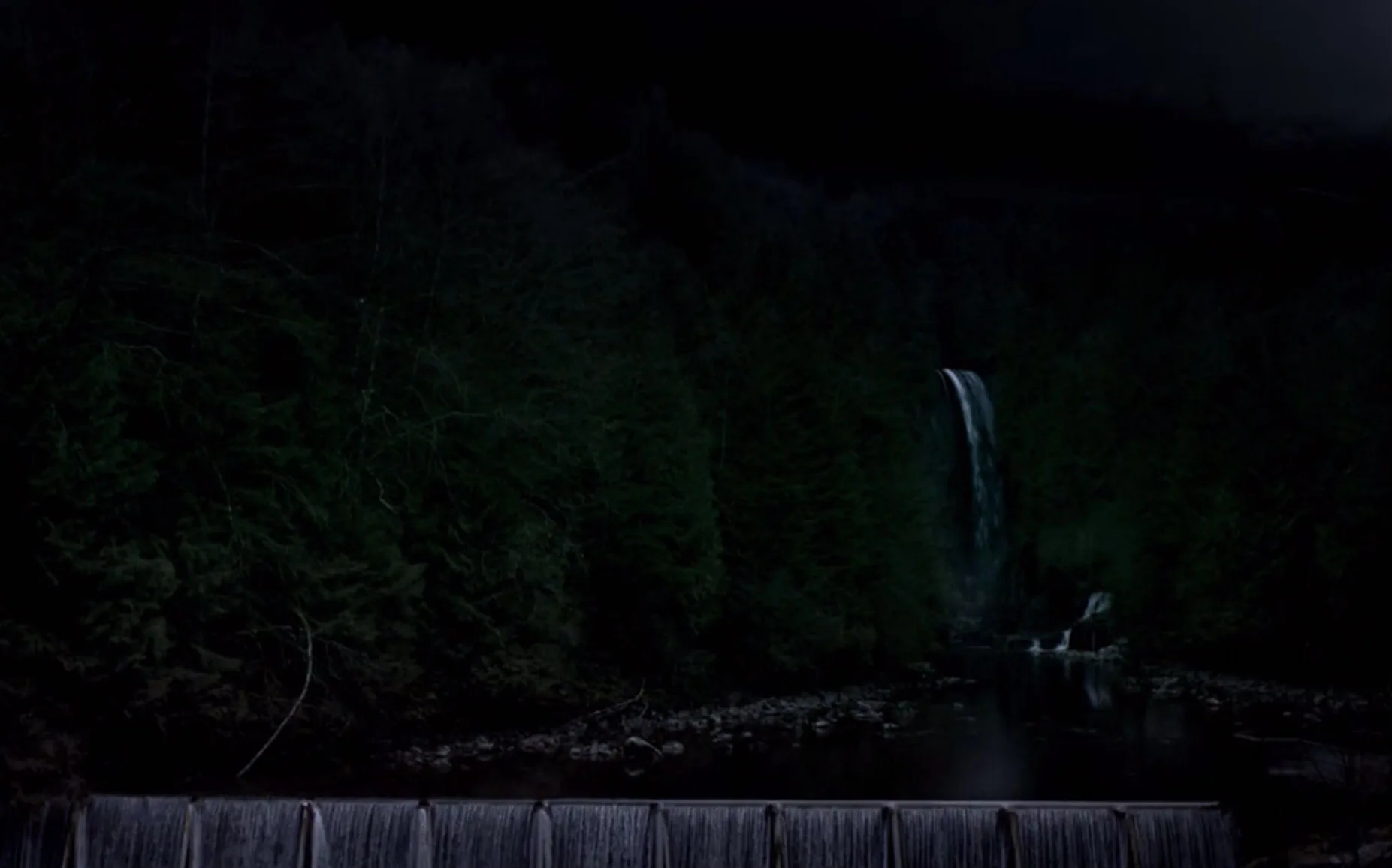 9 Things You Never Noticed About 'The Vampire Diaries' Pilot, Because ...
