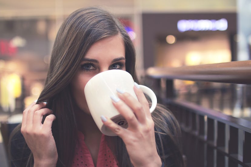 9 Bizarre Little Habits That Can Make You More Attractive To Others 