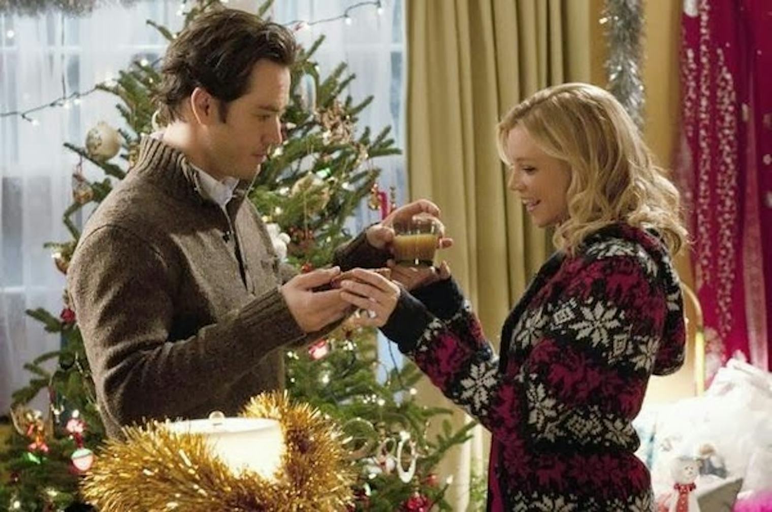 The 16 Best MadeforTV Romantic Christmas Movies, Because You Know You
