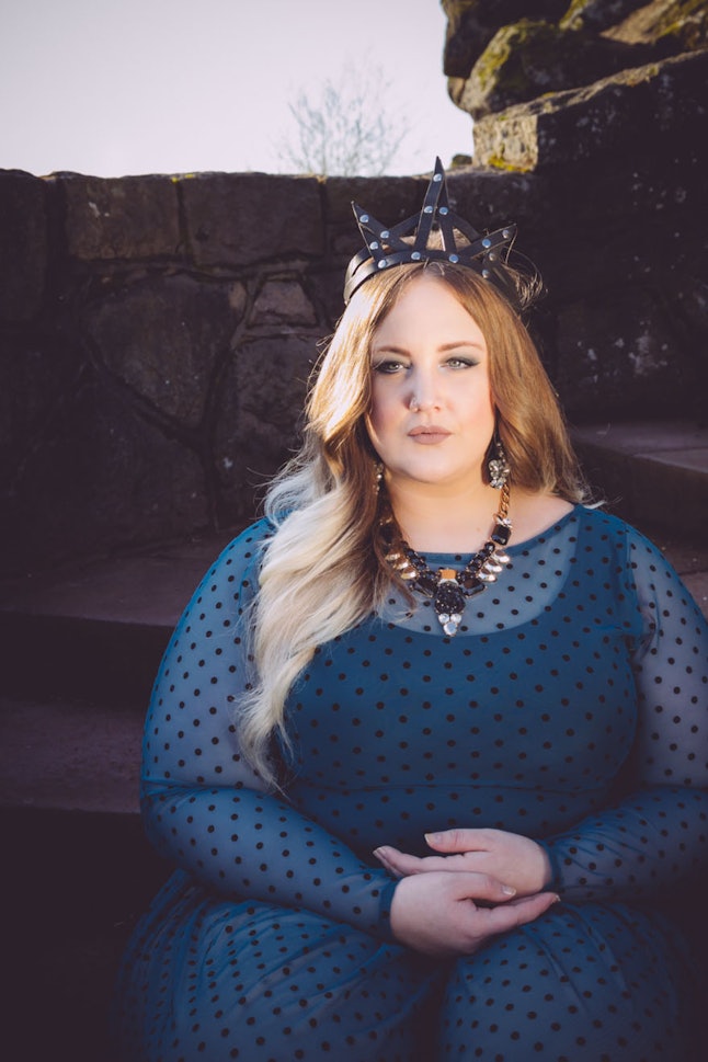 Chubby Cartwheels Launches New "Curves Reign" Plus Size Clothing ...