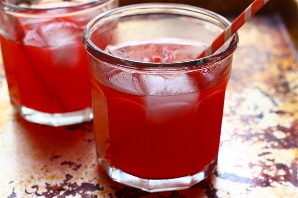 National Lemonade Day Is Here, So Celebrate With 11 Boozy Lemonade Recipes