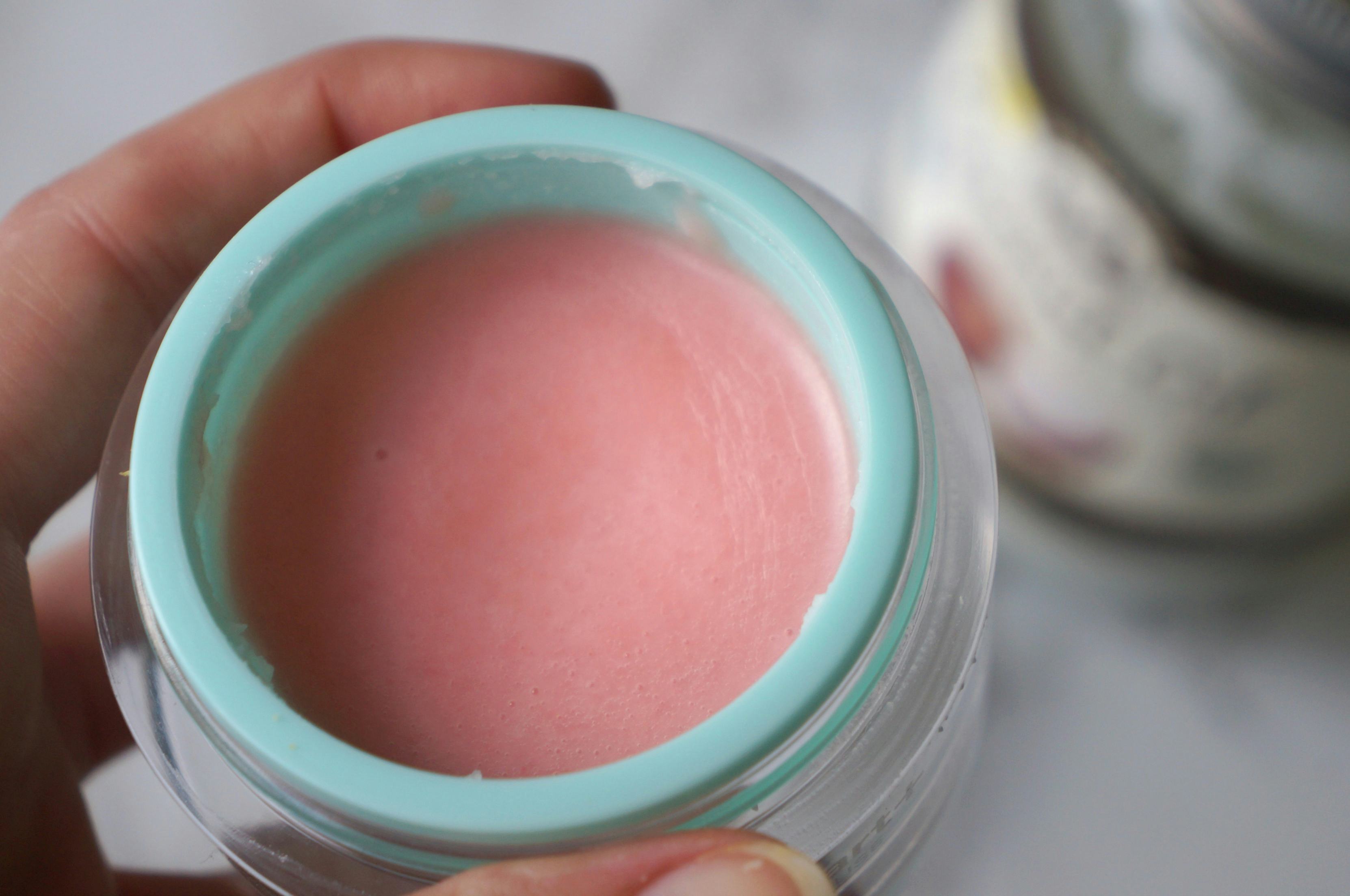 A DIY Coconut Oil Lip Balm That Literally Anyone Can Whip Up At Home