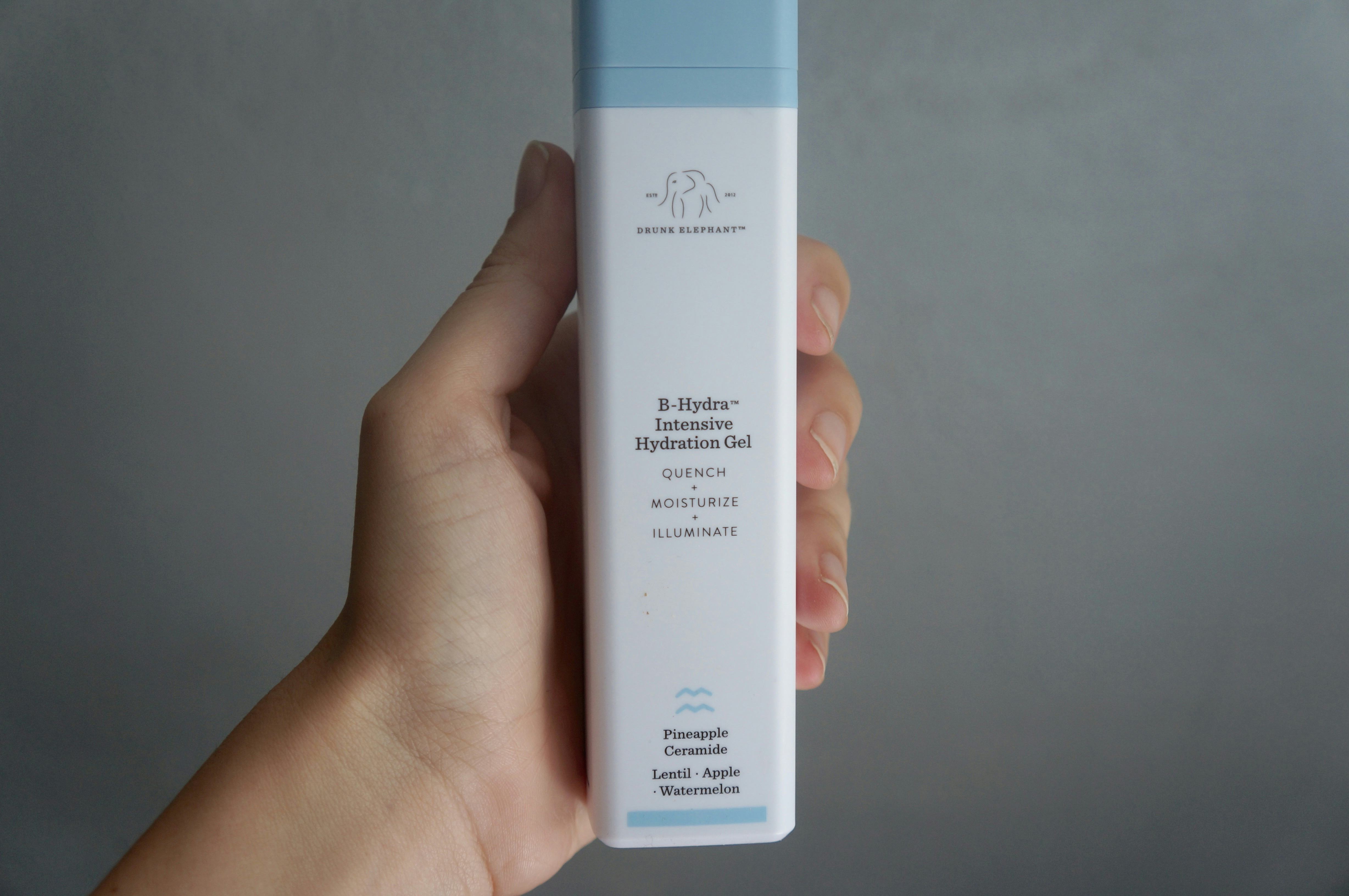 This Is The Most Effective Way To Use A Charcoal Mask — PHOTOS