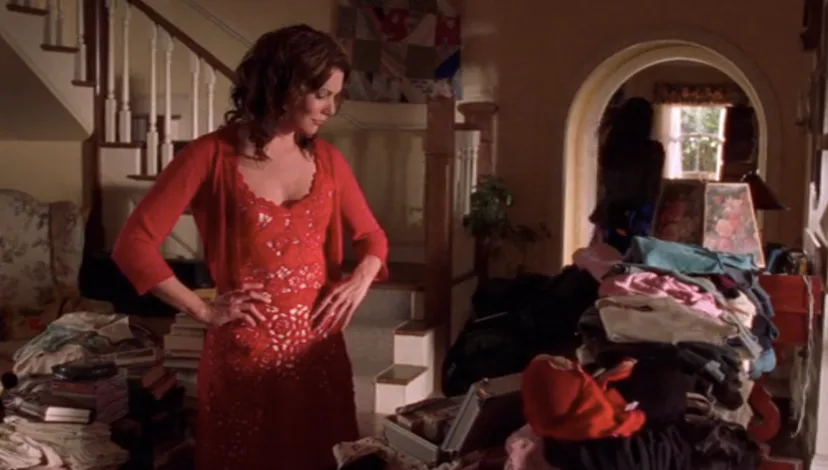 lorelai gilmore red lace dress Another Lorelai dress appreciation moment : r/GilmoreGirls