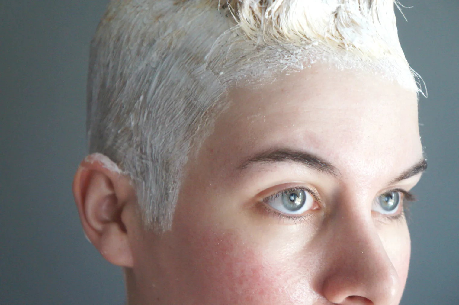 Bleach Tips How To Safely Bleach Your Hair At Home For The White Blonde Look Of ...