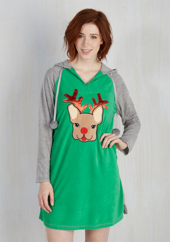 20 Festive Holiday Pajamas You Need To Wear On Christmas Morning