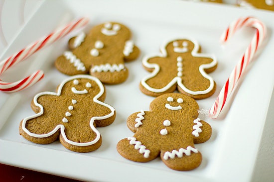 Homemade gingerbread recipe 17 Easy Gingerbread Recipes To Spice Up Your Holiday Dessert Table