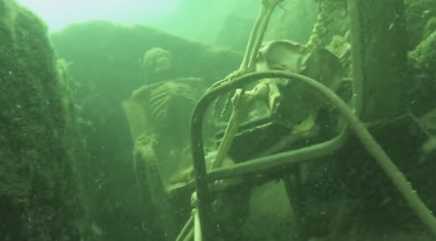 Underwater Skeletons In Arizona Have A Tea Party And The Bizarre Event