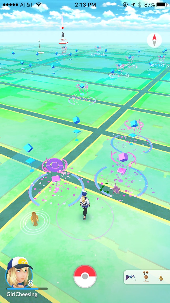 How To Battle In "Pokemon Go," If You're Ready To Bring Glory To Your Team