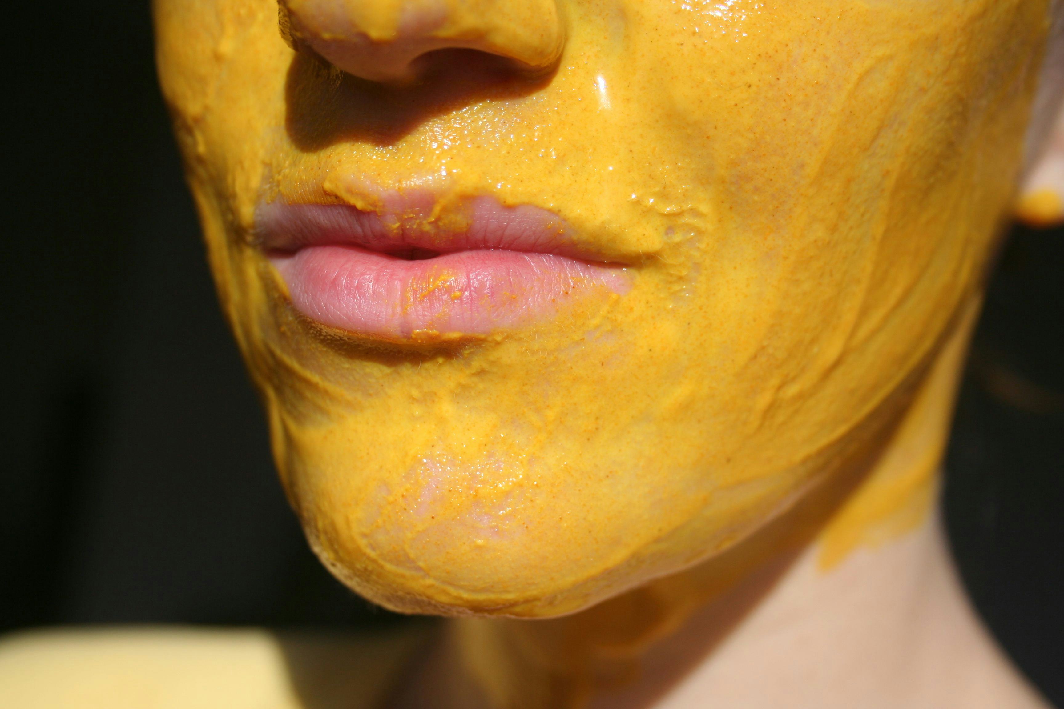 This Turmeric Face Mask is AntiInflammatory, AntiAging, and the Color
