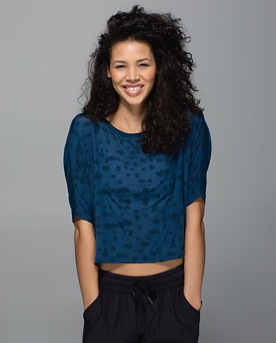 11 Exercise Clothes That Can Be Worn To Work So You Can Make The Most