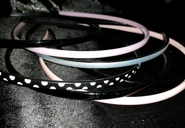 90s plastic headband