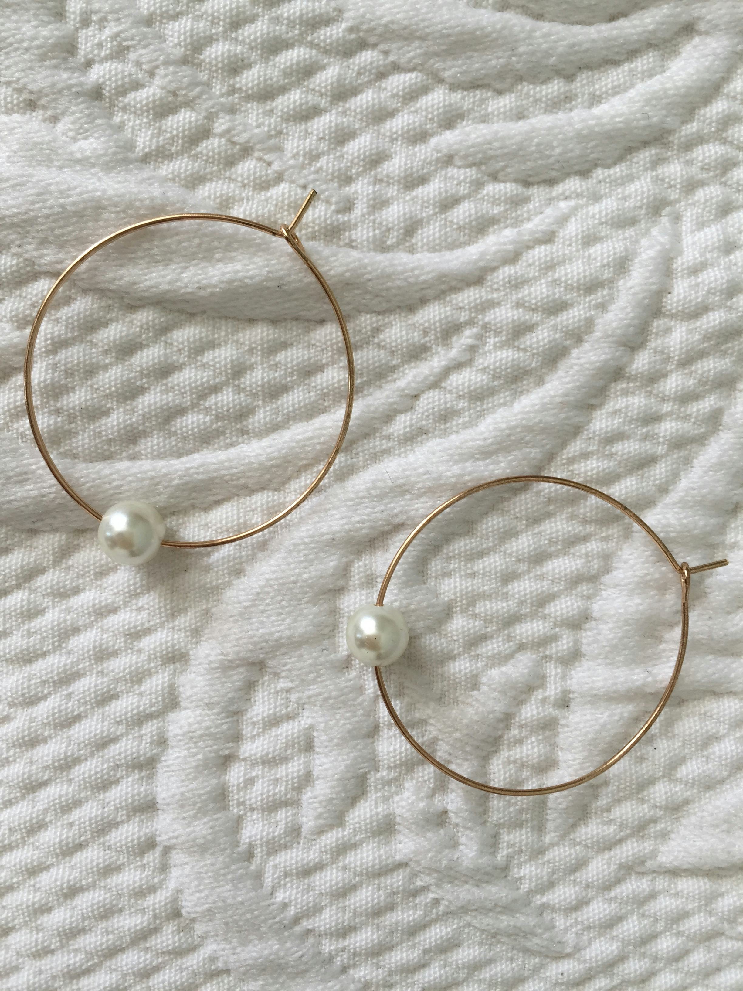 7 Reasons Hoop Earrings Are Your New Favorite Accessory So Stop Calling Them "Trashy"
