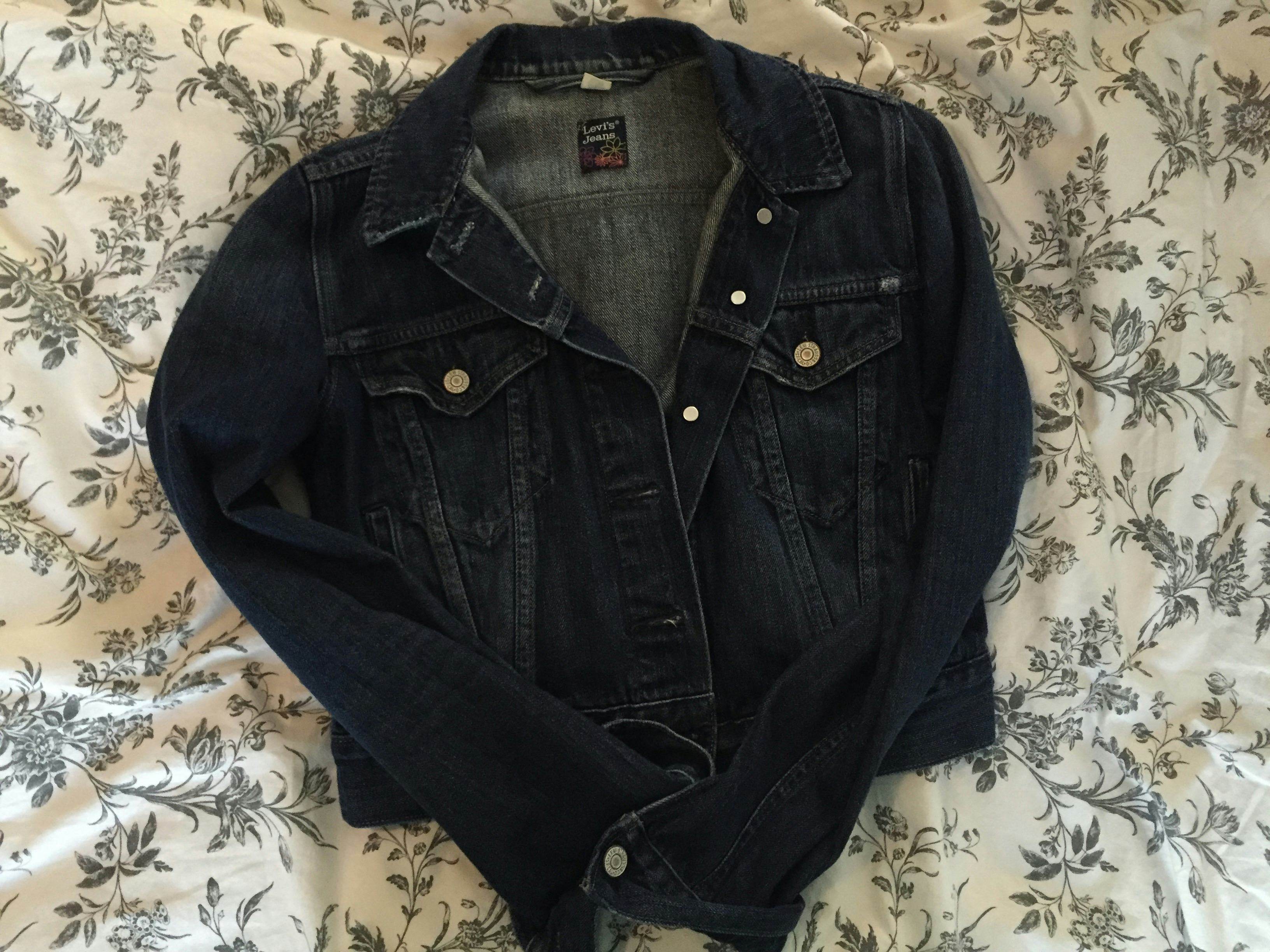 How To Wash A Denim Jacket The Right Way, Because Not All Methods Are Equal