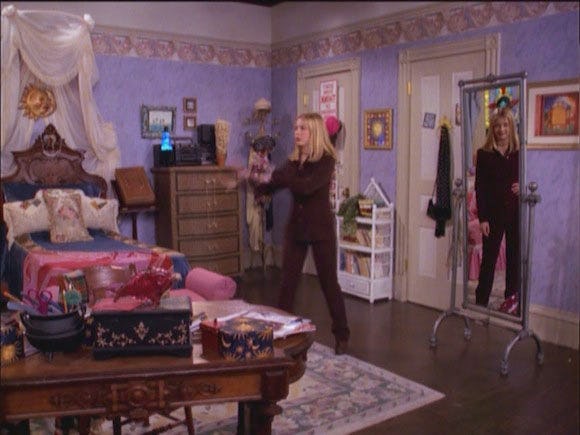 11 Fashionable '90s Bedrooms From TV & Movies You Would've Killed To