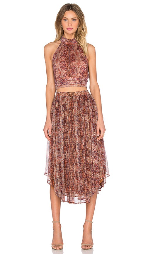 How To Wear Silk In The Summer Without Sweating Through It